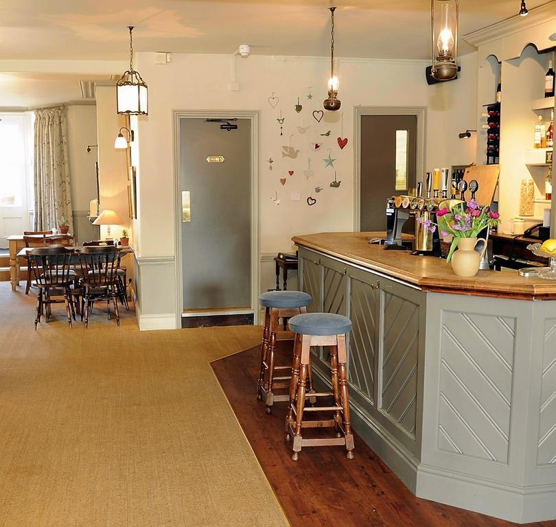 The Falcon Inn Painswick Exteriér fotografie
