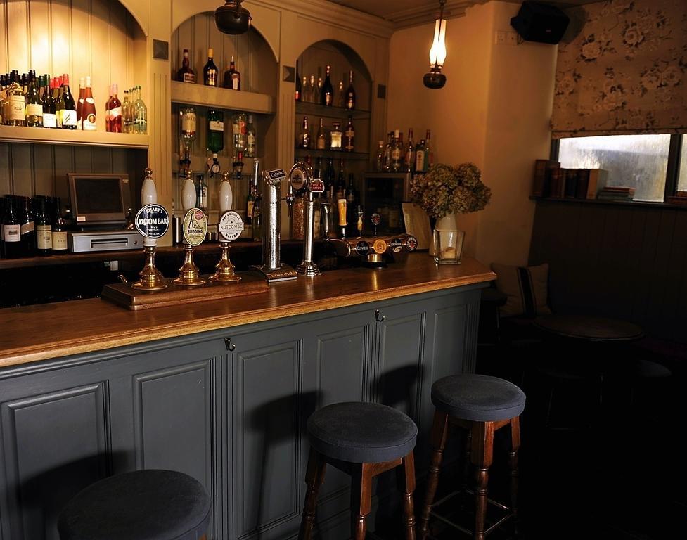 The Falcon Inn Painswick Exteriér fotografie